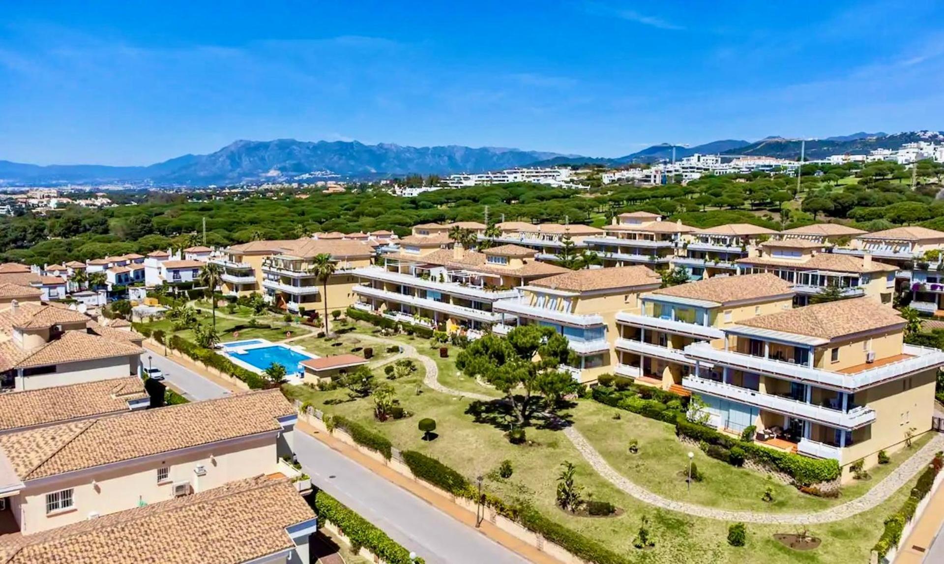 Cabopino, Las Mimosas Apartamento Marbella Exterior foto